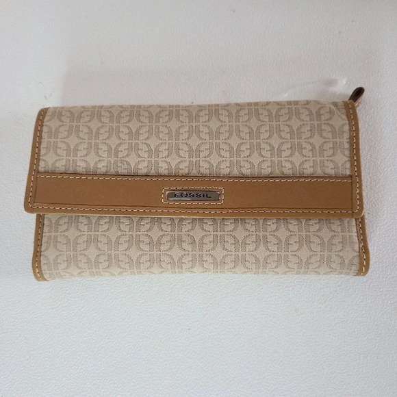 FOSSIL TRIFOLD SIGNATURE CLUTCH FABRIC LEATHER WALLET EXTERIOR POCKET - Picture 4 of 6